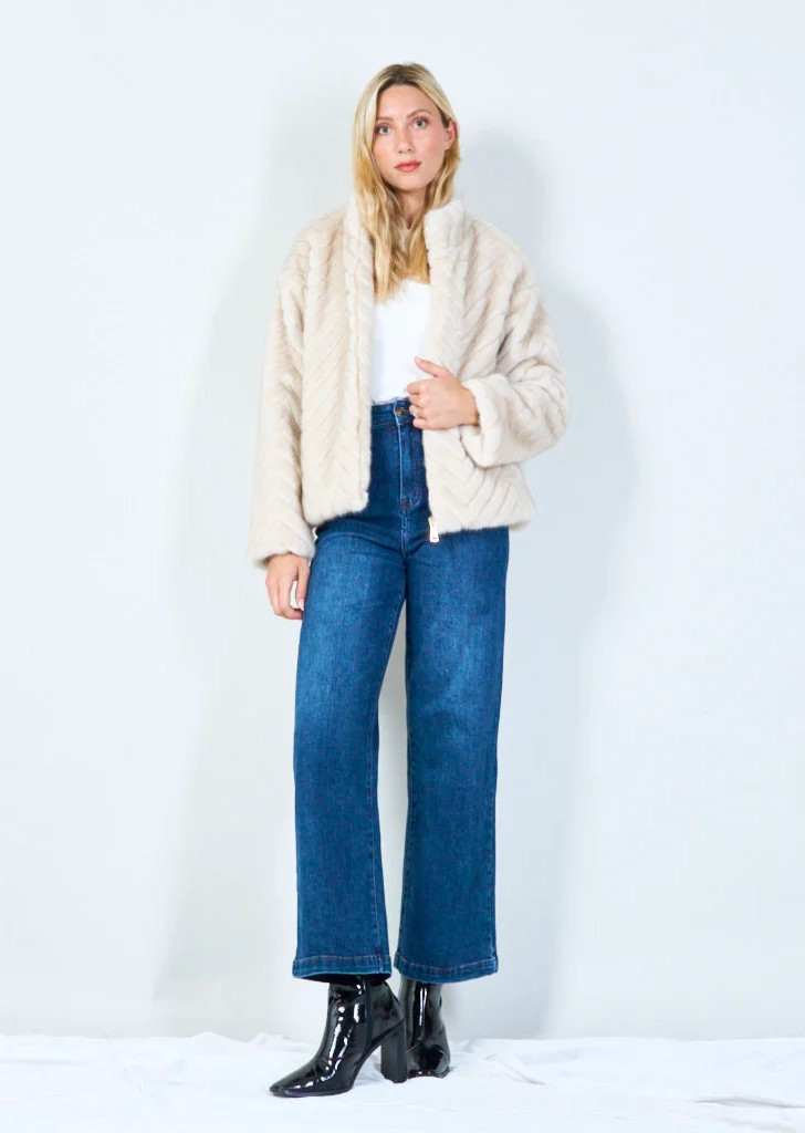 Eco Fur Jacket YV0456