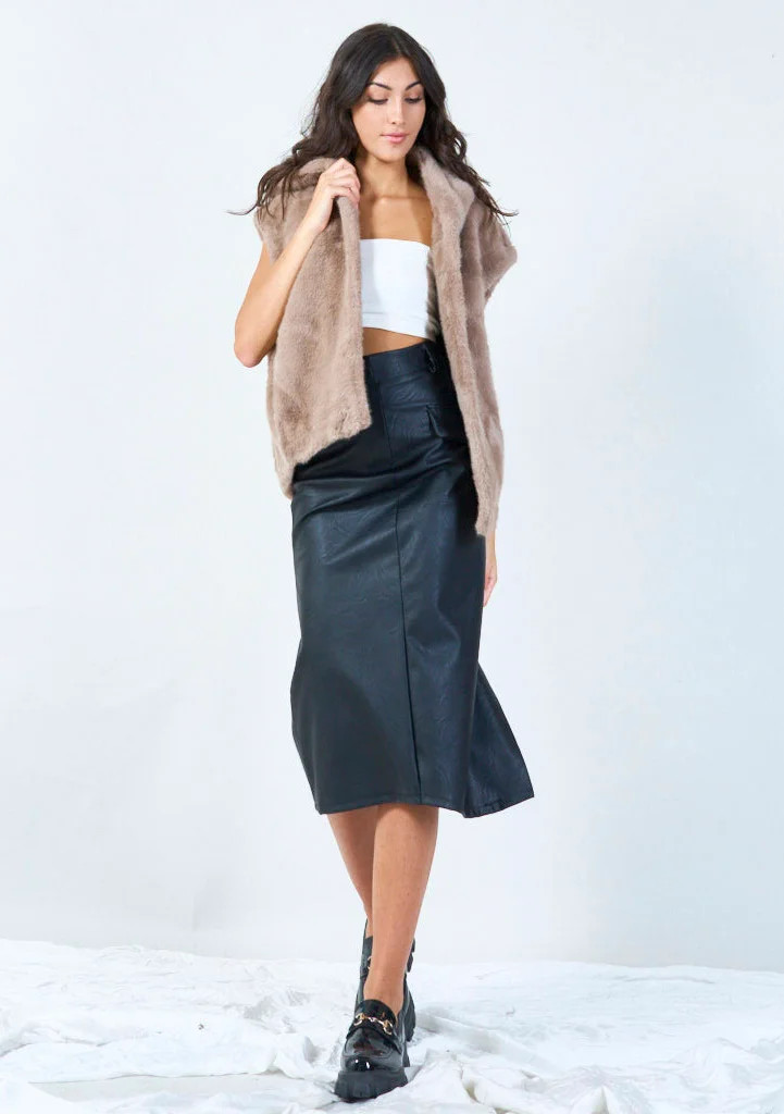 YV0496 Short-sleeved faux fur jacket