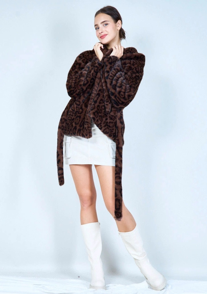 YV0516-1 Elegant Leopard Print Eco Fur Coat